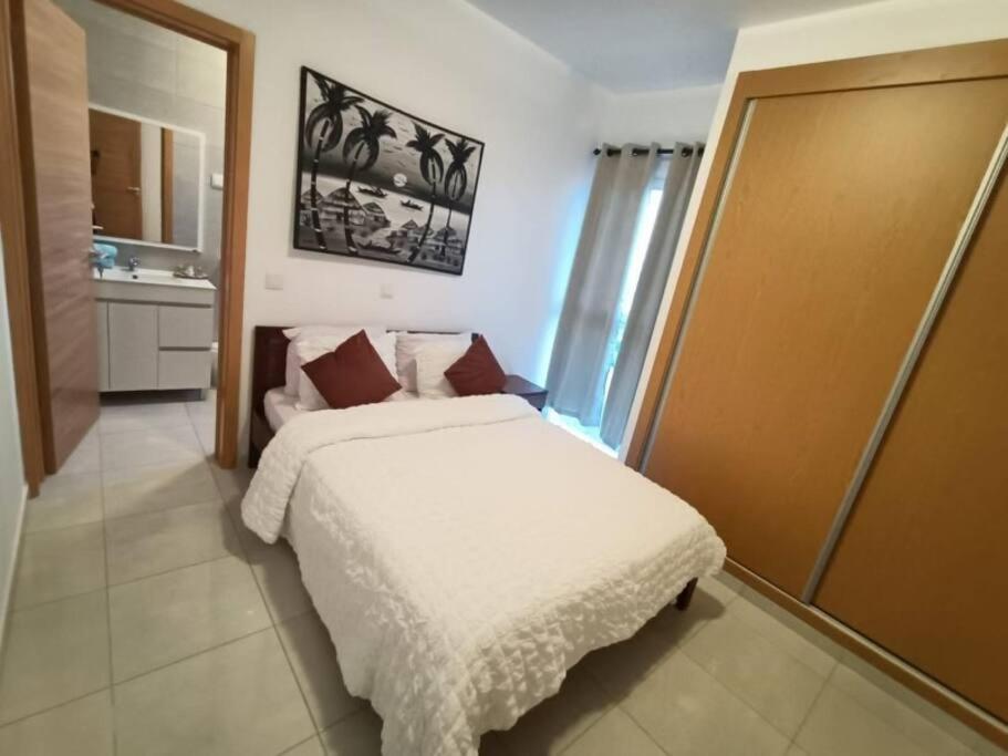 New, Modern, And Cozy 3 Bedroom Apartment. Santa Maria Bagian luar foto